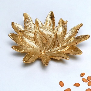 Plateau décoratif en aluminium écologique style américain, motif feuille, pour la décoration de la maison - Product Image 1