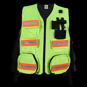 เสื้อกั๊กสะท้อนแสงแบบ Hi-Vis สำหรับงานก่อสร้าง ดีไซน์หลายกระเป๋า ผลิตจากโพลีเอสเตอร์ตาข่าย 100% ปรับแต่งสีและโลโก้ได้ ชุดยูนิฟอร์มสำหรับเจ้าหน้าที่ชายทุกคน - Product Image 6