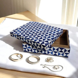 Caja de Joyería Decorativa Hecha a Mano con Diseño Marroquí de Flor de Amor con Incrustaciones de Hueso Ecológica, Decoración para Mesa del Hogar, Año Nuevo - Product Image 1