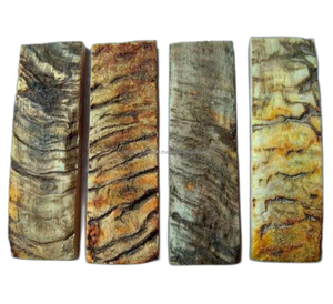 Plaques vierges faites à la main en corne de buffle pour monture de lunettes et poignée de couteau Plaques en corne de vache naturelle dans divers travaux manuels en croissant - Product Image 1