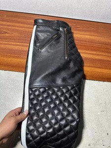 กางเกงหนังแท้ทรงสลิมฟิตสำหรับขี่มอเตอร์ไซค์ สีดำ คุณภาพสูง ขายส่งจำนวนมาก - Product Image 5