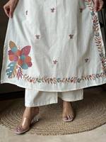 Kurti sans manches pour femme, en coton blanc brodé, imprimé numérique, séchage rapide, longueur genou, coupe classique, style ethnique traditionnel