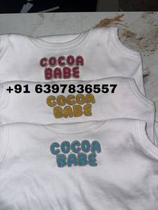 Camiseta sin mangas de algodón acanalado blanco Cocoa Babe, personalizada con bordado para niñas, ropa de verano para niños. - Product Image 3