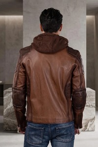 Chaqueta de Motociclista de Cuero Genuino de Piel de Oveja Marrón Vintage para Hombre, con Capucha Desmontable y Bolsillos con Cremallera, Estilo Motociclista - Product Image 2