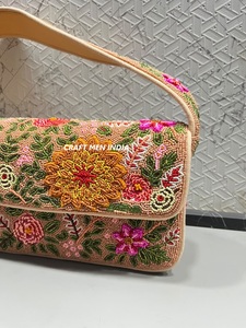 Bolso de Hombro Bohemio con Cuentas para Mujer, con Bordado Floral, Correa Única, Forro de Nailon, Decoraciones de Perlas y Letras - Product Image 3