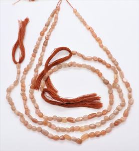 Cuentas de piedra lunar de melocotón natural AAA, forma de pepita irregular y lisa, 6-7 mm, cuentas de piedra lunar de melocotón natural de 12 pulgadas para joyería - Product Image 5