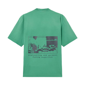 Camiseta de Hombre de Lujo, Impresa a Mano con Técnica de Pulverización, Algodón Orgánico, Prenda Premium, Estilo Urbano, Personalizable OEM - Product Image 6