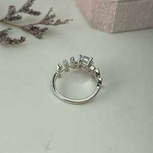 Bague en forme de feuille avec diamant rond en moissanite pour femmes, bijoux de mariage originaux en argent 925, style Art Déco, pour cadeaux de mariage et fêtes - Product Image 6