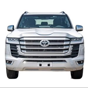 รถยนต์มือสอง ปี 2022 โตโยต้า แลนด์ ครุยเซอร์ 300 VXR สีเงิน 5 ที่นั่ง 4 สูบ 2,755 ซีซี 204 แรงม้า พวงมาลัยซ้าย ยูโร 6 เกียร์อัตโนมัติ - Product Image 1