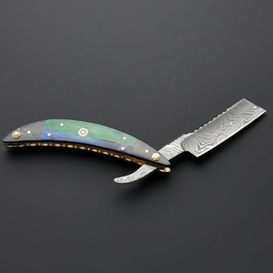 Maquinilla de afeitar de peluquero de seguridad de doble filo de acero de Damasco hecha a mano para barberos, perfecta para afeitado y aseo cercanos - Product Image 3