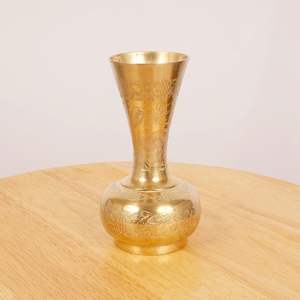 Vases modernes en laiton et en cuivre de haute qualité pour table, lot de quatre petits vases à fleurs, centres de table pour mariage - Product Image 2