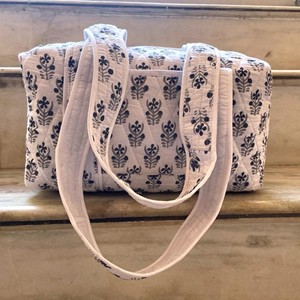 Cotton Quilted Duffle <b>Bag</b> Floral Print Zipper Closure Portable <b>Travel</b> <b>Weekender</b> Shoulder <b>Bag</b> - Product Image 5