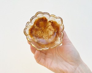 Ensemble de plateaux à bijoux en résine dorée avec couvercle et bol, forme de fleur, plateau de service décoratif, décoration d'intérieur, artisanat artistique - Product Image 2