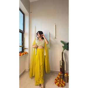 Salwar Kameez Indo-Occidental de Tres Piezas para Fiestas, Diseñado en Poliéster - Product Image 4