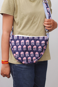 Bolsa de Cosméticos Acolchada con Estampado Floral, Bolsa de Aseo con Cierre, Estuche de Maquillaje de Algodón para Viajes y Uso Diario - Product Image 4