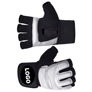 Gants de MMA personnalisés blancs et noirs de qualité supérieure à prix raisonnable - Product Image 2