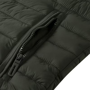 เสื้อกั๊กพัฟเฟอร์แบบกำหนดเองสำหรับสุภาพบุรุษ ซิปหน้า ไม่มีแขน สไตล์สตรีทแวร์ บุนวมเย็บลายตาราง มีกระเป๋าซิป - Product Image 6