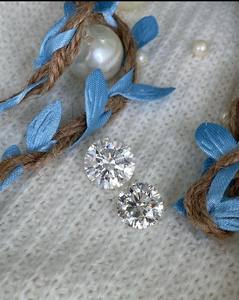 Moissanita de Laboratorio de Primera Calidad, 4 Quilates, 10.5 mm, Color Blanco, Corte Brillante, VVS1 A. U. Gems, Envío el Mismo Día, Regalo Gratis - Product Image 3