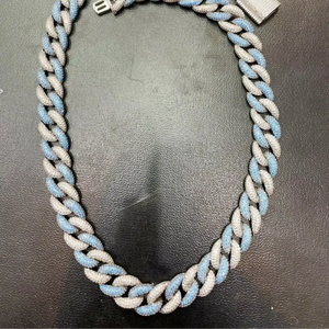 สร้อยคอแบบ Cuban Link สองสี ขนาด 18 นิ้ว แบบ Miami พร้อมเพชรเจียระไนทรง Brilliant Cut ขนาด 20 มม. สีเงิน สำหรับทั้งชายและหญิง สไตล์ฮิปฮอป ของขวัญ IGI - Product Image 1