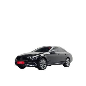 Mercedes-Benz Classe E E350 4MATIC Exclusive Modèle mai 2023 32 889 km Boîte de vitesses automatique Sièges en cuir Caméra arrière Volant à gauche - Product Image 1