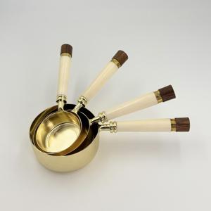 Juego de Tazas y Cucharas Medidoras de Acero Inoxidable con Mango de Resina, Resistentes al Calor, Ecológicas, 4 Piezas, Regalos para Cocina y Repostería - Product Image 1