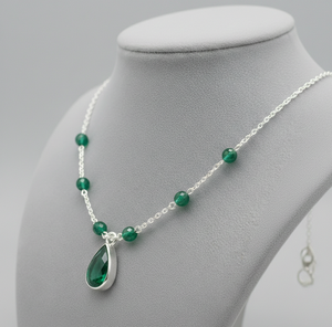 Collar con Colgante de Pera Hidroponica Verde, Collar con Piedra Decorativa Redonda, 16 Pulgadas, Plata de Ley, Chapado en Oro de 18K, Joyería con Piedras Preciosas - Product Image 5