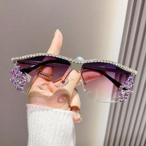 Nuevas Gafas de Sol Metálicas con Incrustaciones de Diamantes Brillantes, Gafas de Mujer de Cristal de Lujo Europeas y Americanas - Product Image 4