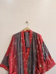 ชุดกิโมโนผ้าไหมยาวสำหรับผู้หญิงสไตล์วินเทจ  ปักลายดอกไม้  ชุดลำลอง - Product Image 3