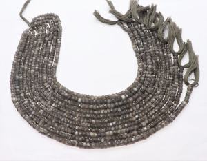 Perles Rondelles Facettées en Pierre de Lune Grise AAA 4,5-5,5 MM, Perles Rondelles en Pierre de Lune Grise Naturelle, Perles de Lune de 13 Pouces - Product Image 1