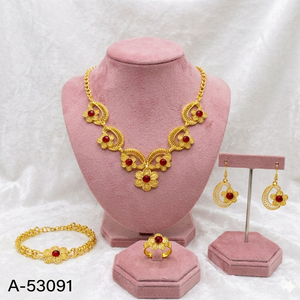 MOLL JEWELLERS สร้อยคอและกำไลข้อมือประดับเพชรซิร์คอนทรงคุชชั่นเคลือบทอง 24K แบบดั้งเดิม ผลิตจากโลหะผสมสังกะสี สำหรับผู้หญิง เหมาะสำหรับวันครบรอบ - Product Image 5