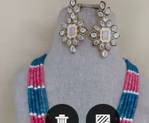 Superbe pendentif ethnique à cinq couches plaqué or avec pierre et perle ensemble de boucles d'oreilles pour les fonctions de mariage pour les femmes - Product Image 2