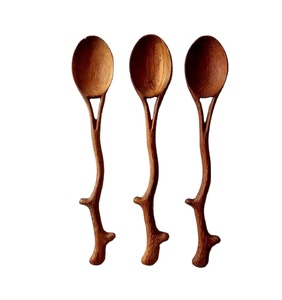 Bois naturel 2024 dernière conception Top vente belle cuillère de cuisine en bois ustensiles de cuisine en bois polyvalents et cuillère de service - Product Image 1