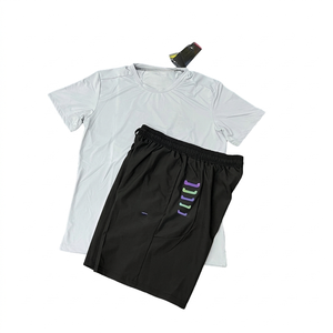 Ensemble de t-shirts à manches courtes pour hommes, imprimé vintage, respirant et tendance, tenue sportive d'été en deux pièces - Product Image 5