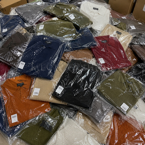 เสื้อโปโลแขนสั้นผ้าคอตตอนริบถัก ยูนิเซ็กซ์ สีพื้น สวมใส่สบาย ระบายอากาศได้ดี ทรงปกติ แฟชั่นปี 2026 สำหรับผู้ชายและผู้หญิง สินค้าส่วนเกินจำนวนมาก - Product Image 6