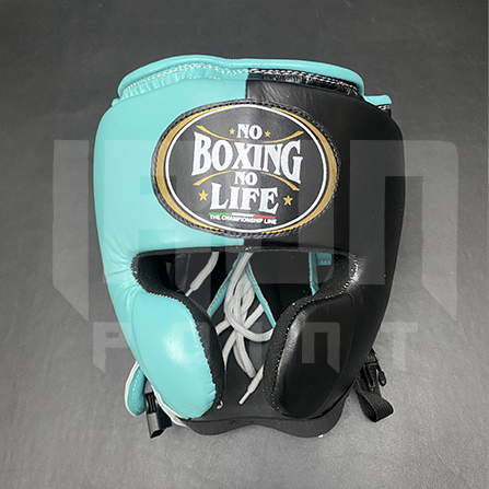 Bleu turquoise et noir