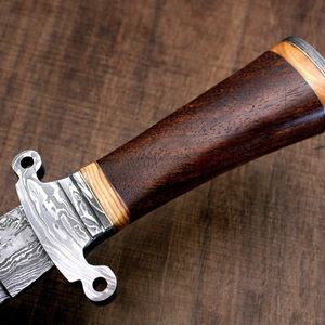 Couteau de chasse Skinner à lame fixe pour le quotidien avec étui en cuir, couteau Bowie de chasse en acier Damas - Product Image 6