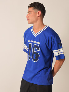 เสื้อยืดคอกว้างทรงสปอร์ตสำหรับผู้ชาย สกรีนลายตามสั่ง แขนสั้น ทรงปกติ เสื้อผ้ากีฬาพิมพ์ลาย เสื้อเจอร์ซีย์ เสื้อยืดผู้ชาย - Product Image 2