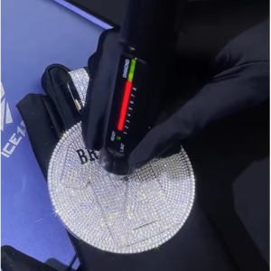 CONCEPTION Colgante Unisex con Logotipo Personalizado Estilo Hip Hop, Chapado en Oro Rosa sobre Plata 925, Certificado GRA, con Moissanita Redonda - Product Image 1