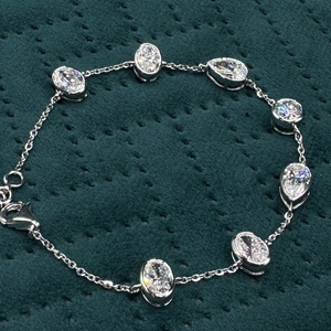 Magnífica Pulsera de Diamantes Cultivados en Laboratorio de 6.23 CT, Corte Oval, Pera y Redondo, en Oro Blanco de 14K para Mujer - Product Image 5