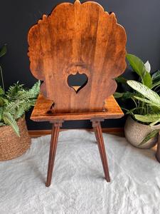 เก้าอี้ห้องโถงไม้วอลนัทแกะสลักสไตล์คอนติเนนตัลโบราณ - Product Image 3