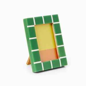 Cadre photo en résine personnalisé, magnifique, avec incrustations, pour table, de qualité supérieure, fabriqué à la main en Inde, pour la décoration de la maison, exporté par Craftera. - Product Image 4