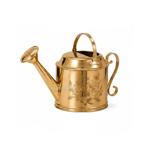 บัวรดน้ำทองเหลืองลายดอกไม้ ทนทานสำหรับใช้ในงานสวน - Product Image 1