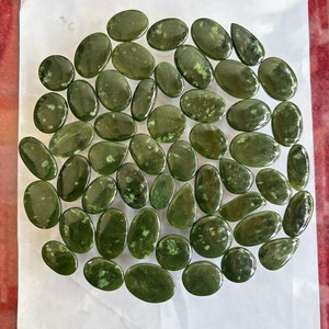 Fabricante Mayorista de Jade Nefrita Natural, Cuarzo Verde, Piedras Preciosas Sueltas, Cabujones, Proveedor a Granel de la India, Jaipur, kg - Product Image 2