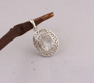 Colgante Vintage de Plata de Ley 925 con Cristal de Cuarzo y Engaste de Bisel, Piedra Preciosa Natural, Hecho a Mano, Estilo Antiguo, 18 Pulgadas, Venta al por Mayor - Product Image 4