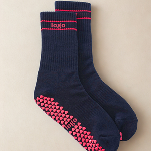 Chaussettes de yoga antidérapantes avec logo personnalisé, longueur mi-mollet, chaussettes de sport antidérapantes pour adultes, été - Product Image 1