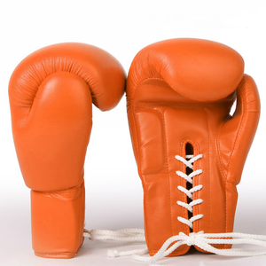 Gants de boxe de qualité supérieure en cuir véritable fabriqués par Benefit Enterprises - Product Image 2