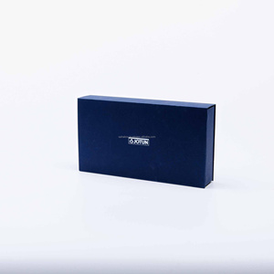 Boîte à bijoux en carton de luxe de 2mm d'épaisseur Présentation élégante Feuille UV Emballage de qualité supérieure Insert en mousse de stratification mate pour cosmétique - Product Image 4