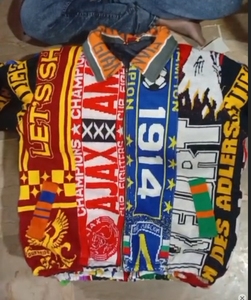 เสื้อแจ็คเก็ตฟุตบอลลายปะติดสีสันสดใส ทำจากผ้าพันคอฟุตบอลวินเทจ สไตล์สำหรับผู้ใหญ่ทั้งชายและหญิง - Product Image 2