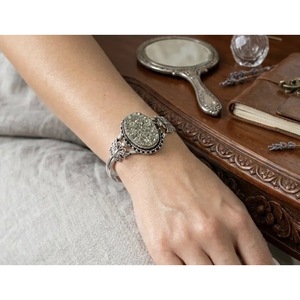 Brazalete de pirita natural hecho a mano al por mayor, brazalete de cristal de moda de la India, brazalete de pirita de la prosperidad - Product Image 2
