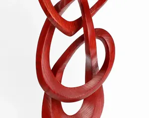Escultura de madera natural de alta calidad, elegante y artesanal, con temática abstracta de amor, para San Valentín y aniversarios. - Product Image 5